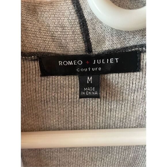 Sweaters x2 - Picture 5 of 7